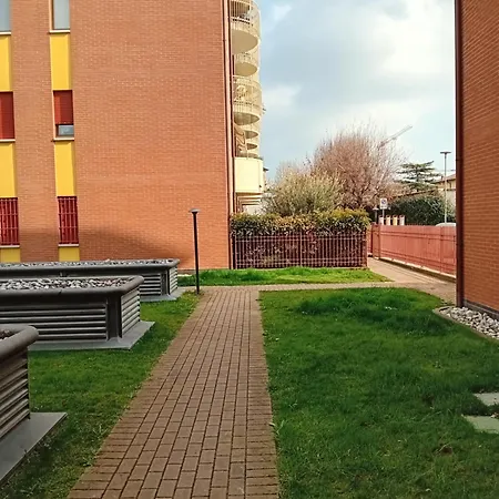 Il Glicine Sul Garda Peschiera Apartament *