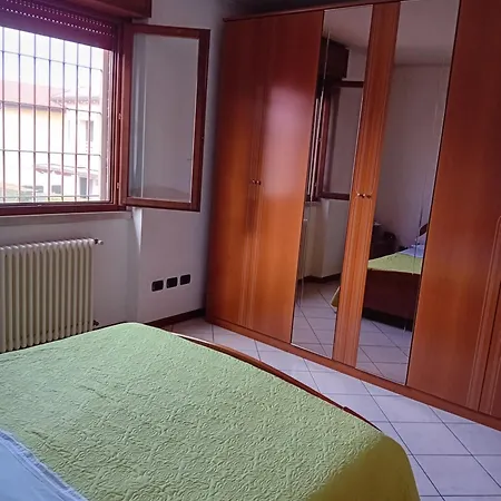 Il Glicine Sul Garda Peschiera