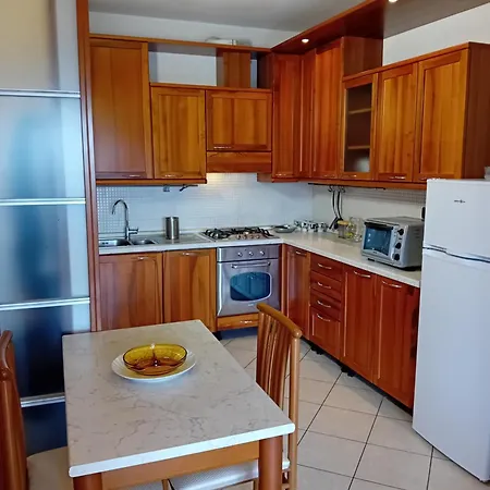 Il Glicine Sul Garda Peschiera Apartament *