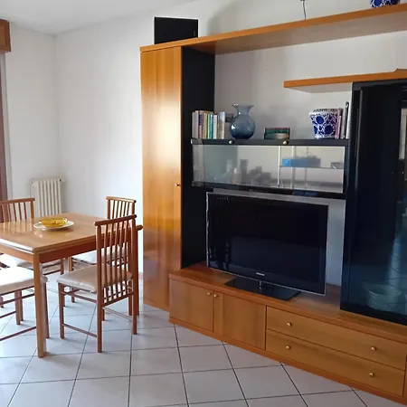 Il Glicine Sul Garda Peschiera * Peschiera del Garda